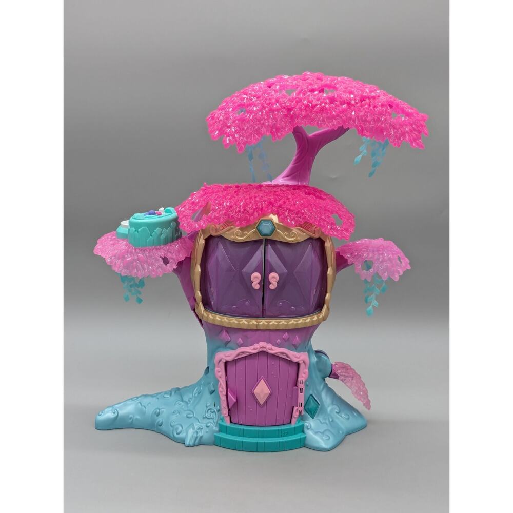 Magic Mixies Mixlings Magic Light-Up Treehouse Magic Room Reveal & Wand